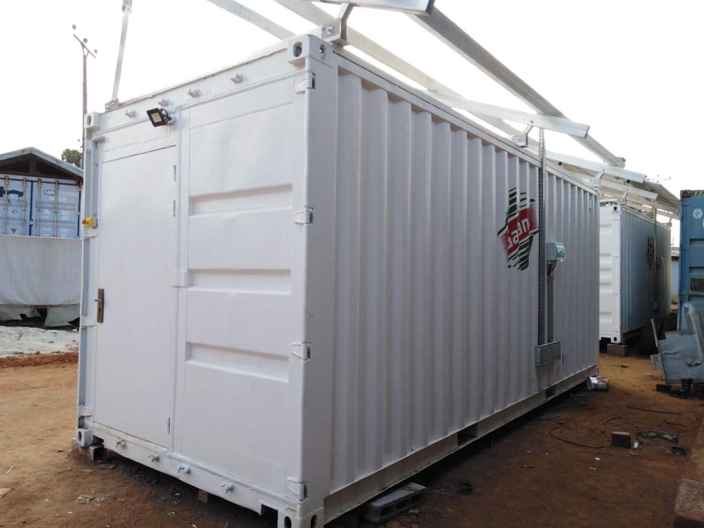 real-conteneur-solaire-madagreenpower